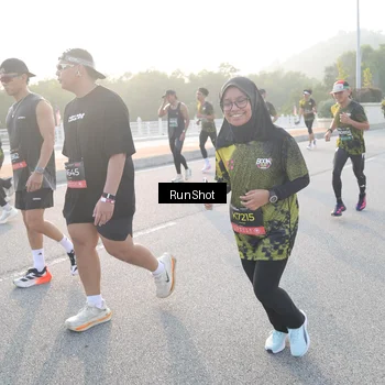 Runner Photo 6834125