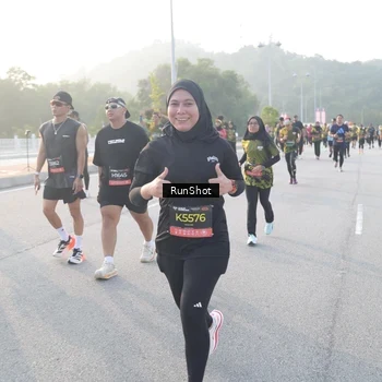 Runner Photo 6834129