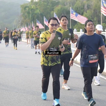 Runner Photo 6834131