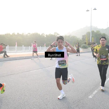 Runner Photo 6834150