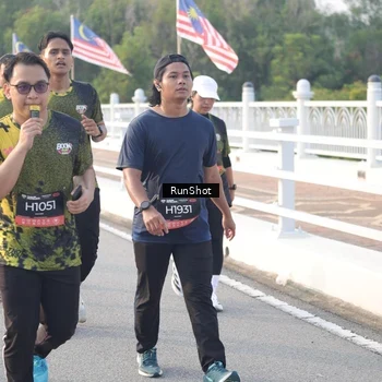 Runner Photo 6834154