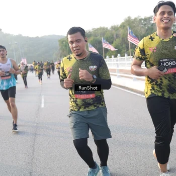 Runner Photo 6834156