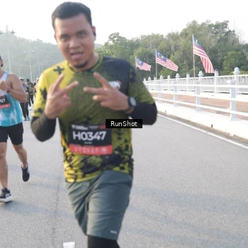 Runner Photo 6834157