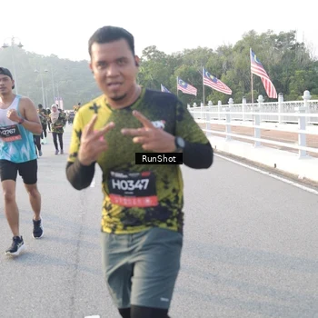 Runner Photo 6834159
