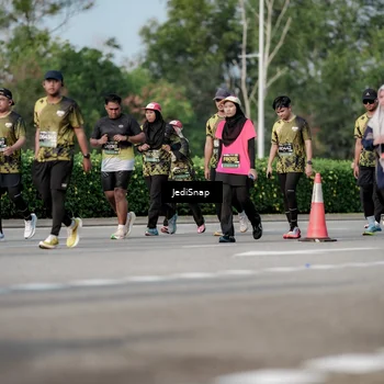 Runner Photo 6834167