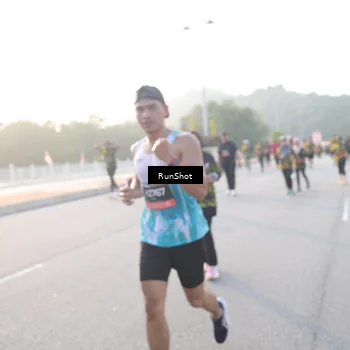 Runner Photo 6834175