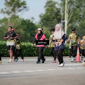 Runner Photo 6834178