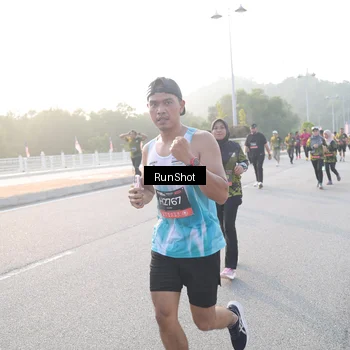 Runner Photo 6834179