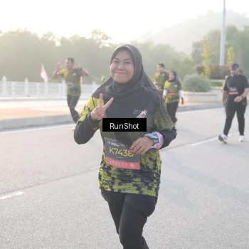 Runner Photo 6834186