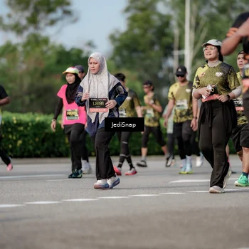 Runner Photo 6834196