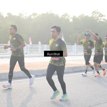 Runner Photo 6834204