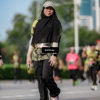 Runner Photo 6834230