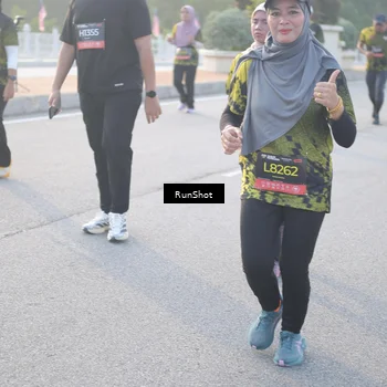 Runner Photo 6834236