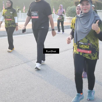 Runner Photo 6834238