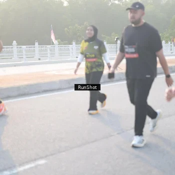 Runner Photo 6834244