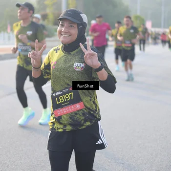 Runner Photo 6834263