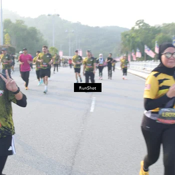 Runner Photo 6834264