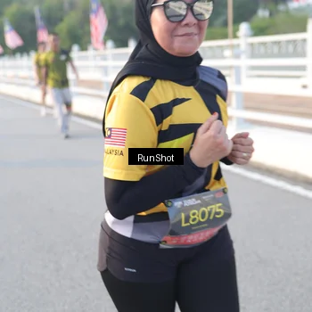 Runner Photo 6834275