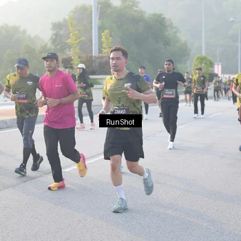 Runner Photo 6834290