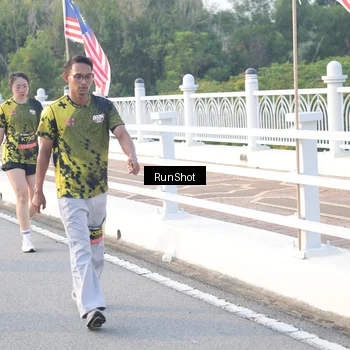 Runner Photo 6834296