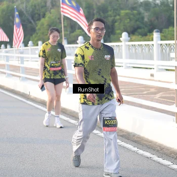 Runner Photo 6834297