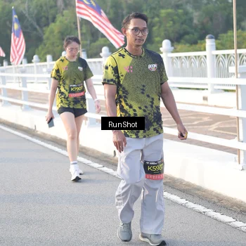 Runner Photo 6834298