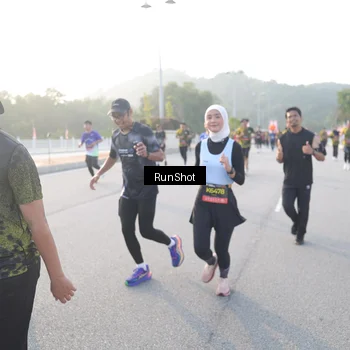 Runner Photo 6834317