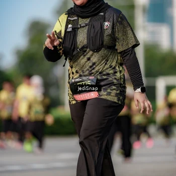 Runner Photo 6834323