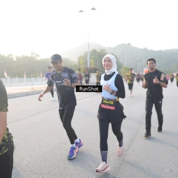 Runner Photo 6834326