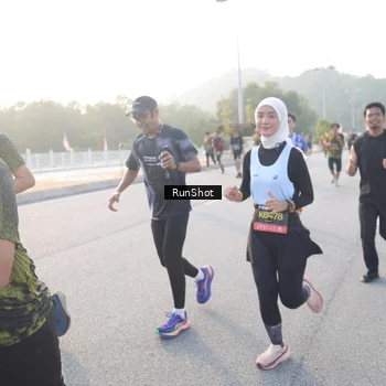 Runner Photo 6834327