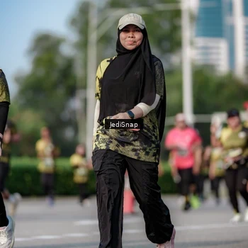 Runner Photo 6834333