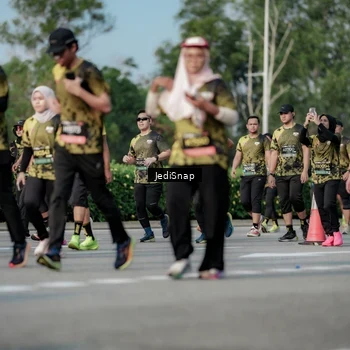 Runner Photo 6834335