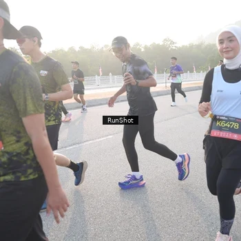 Runner Photo 6834339