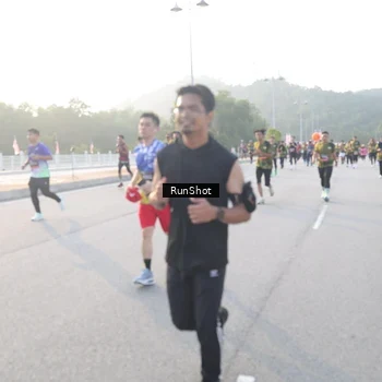 Runner Photo 6834342
