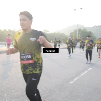 Runner Photo 6834346