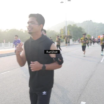 Runner Photo 6834348