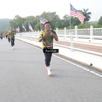 Runner Photo 6834362