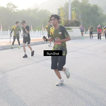 Runner Photo 6834371