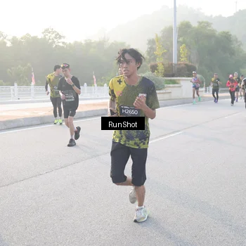 Runner Photo 6834375
