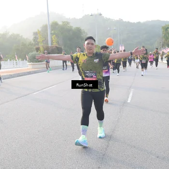 Runner Photo 6834394