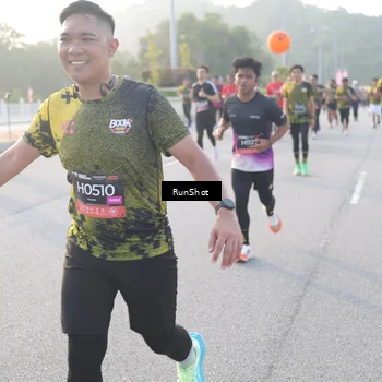 Runner Photo 6834399