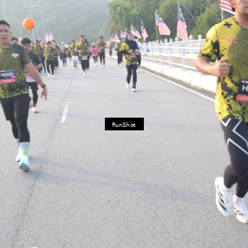 Runner Photo 6834400