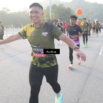 Runner Photo 6834401