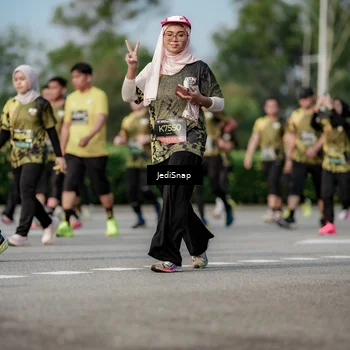 Runner Photo 6834403