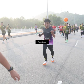 Runner Photo 6834407