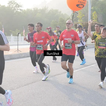 Runner Photo 6834430