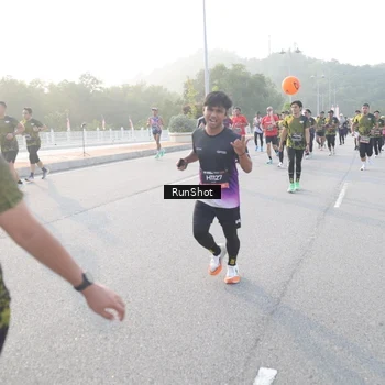 Runner Photo 6834438