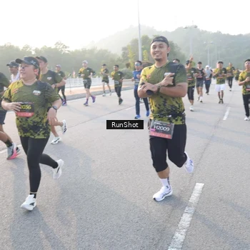 Runner Photo 6834461
