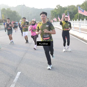 Runner Photo 6834480