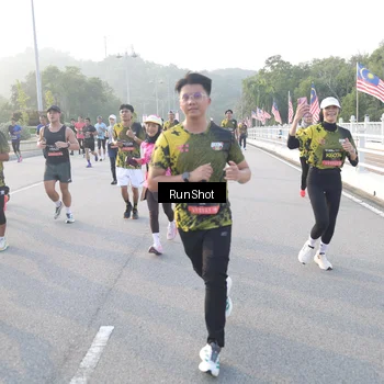 Runner Photo 6834485